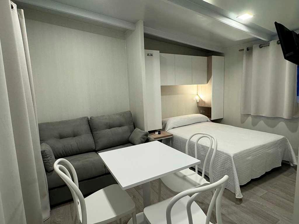 Complejo Hostelero La Fuente 福尔图纳 外观 照片